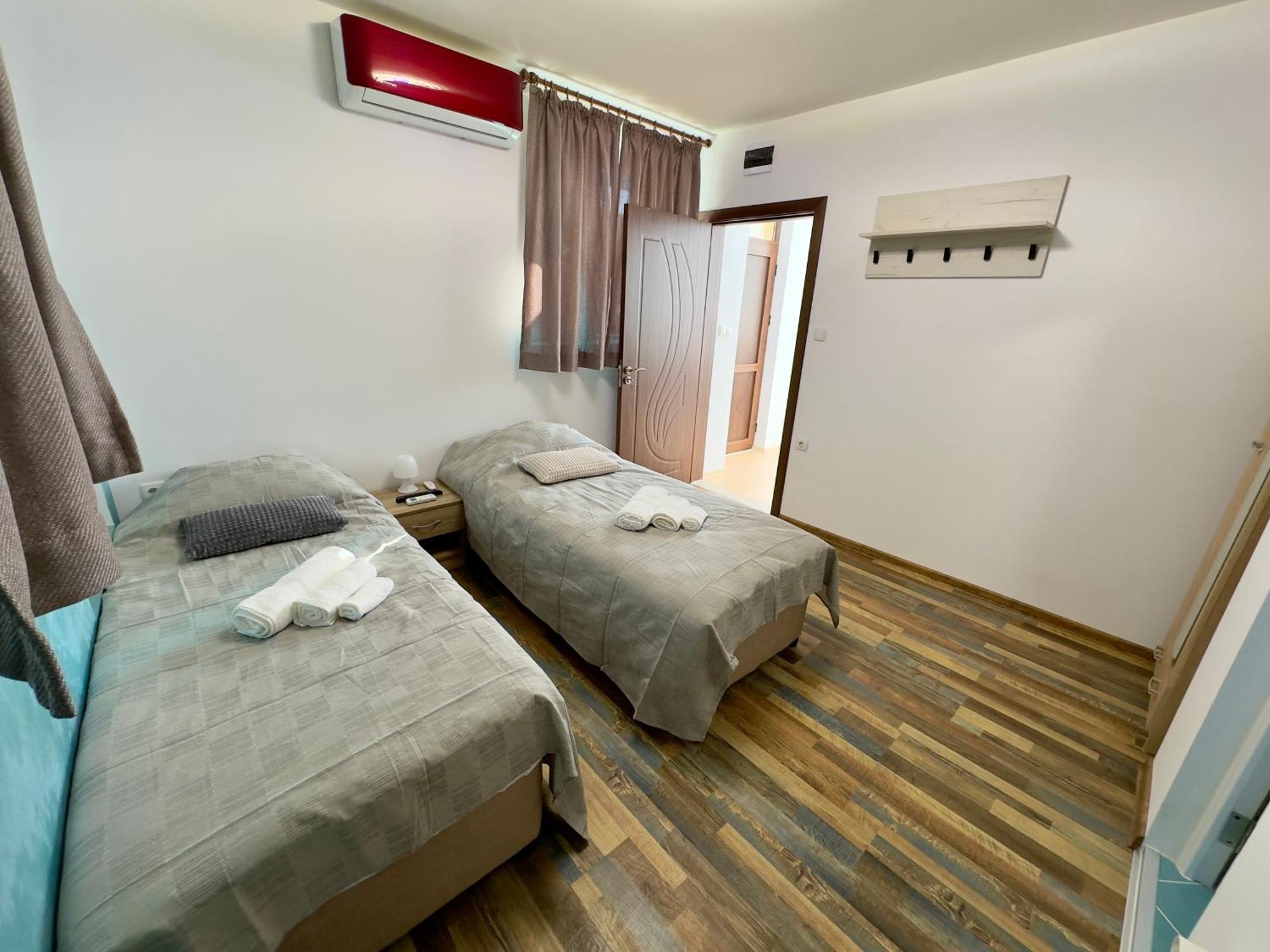 Navial Hotel Gabrovo Kültér fotó