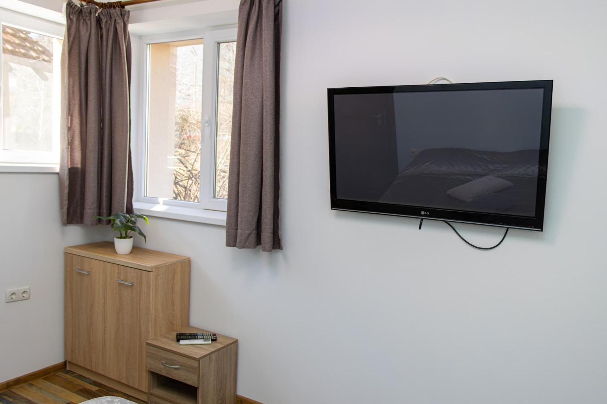 Navial Hotel Gabrovo Kültér fotó
